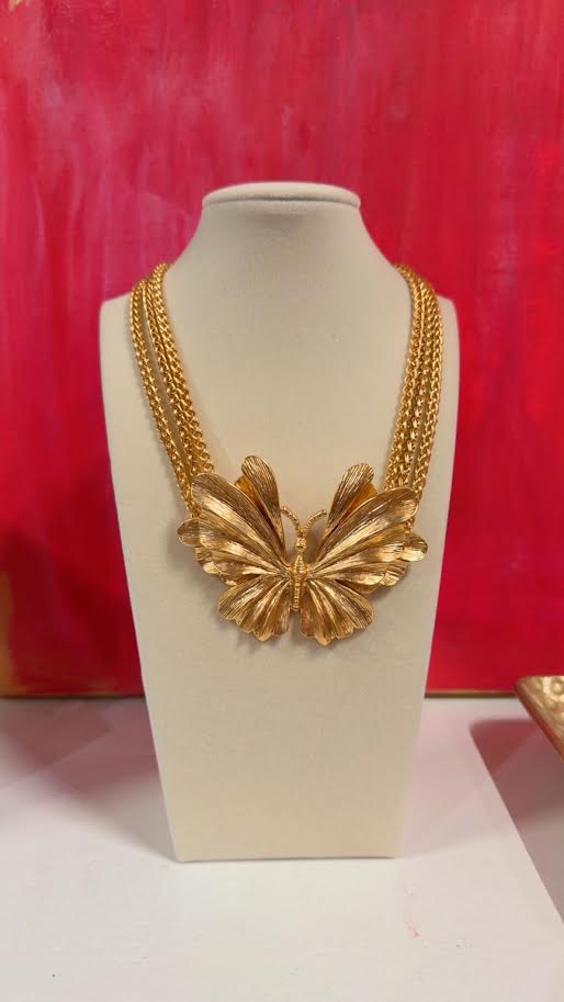 Pretty Fly Necklace